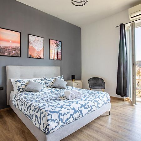 Elegante Dimora La Spezia-Free Parking Apartment Luaran gambar