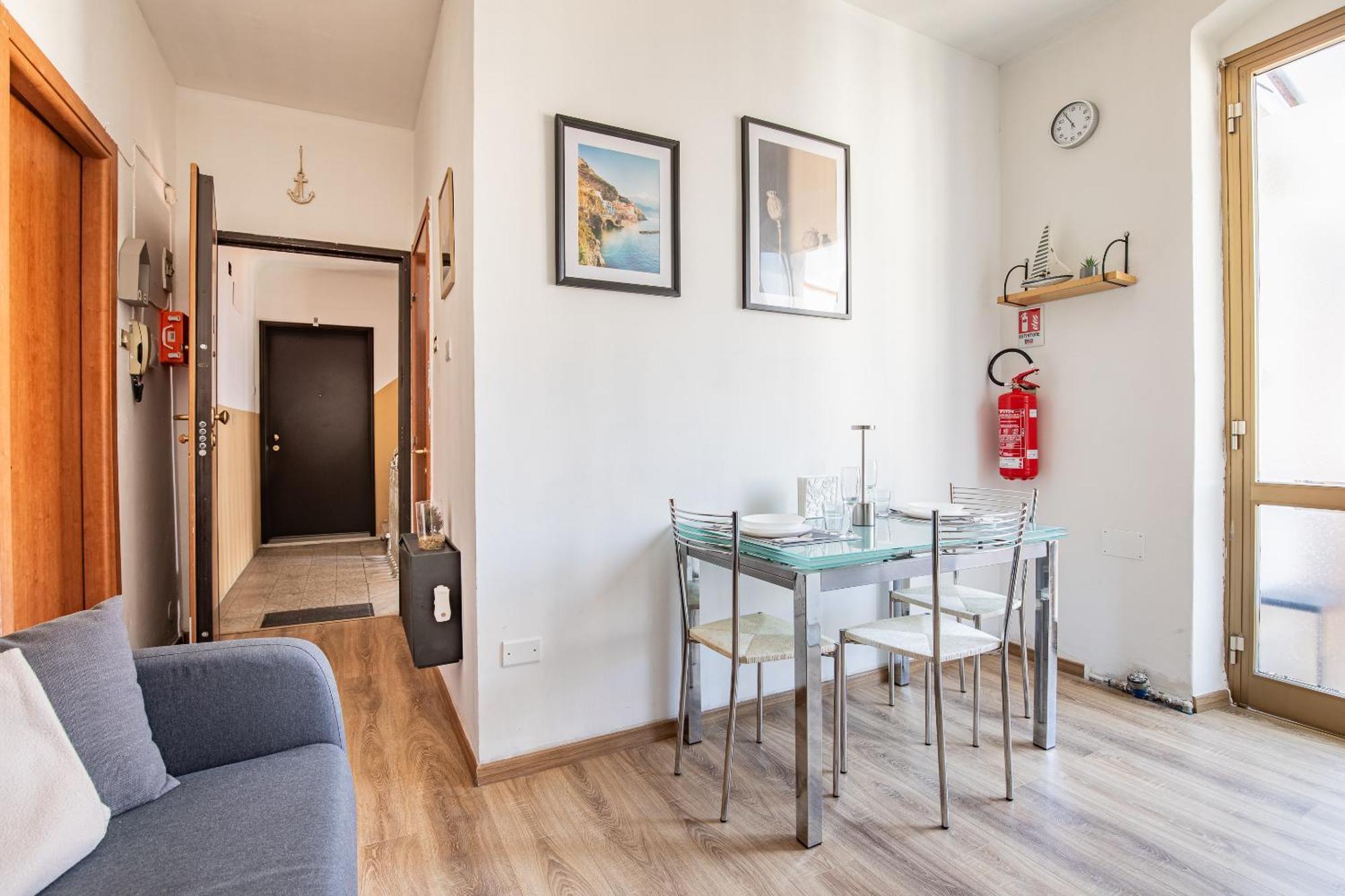 Elegante Dimora La Spezia-Free Parking Apartment Luaran gambar